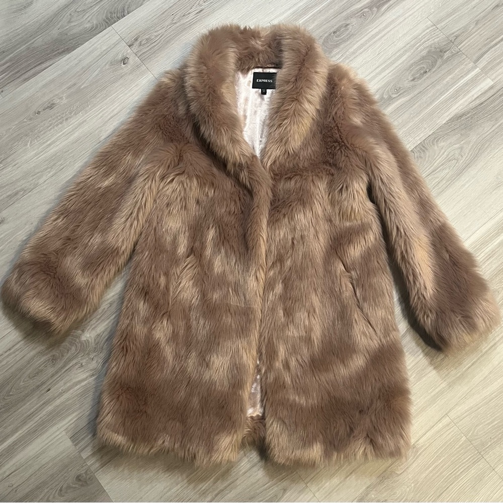 Express‎ Teddy Jacket - Tan